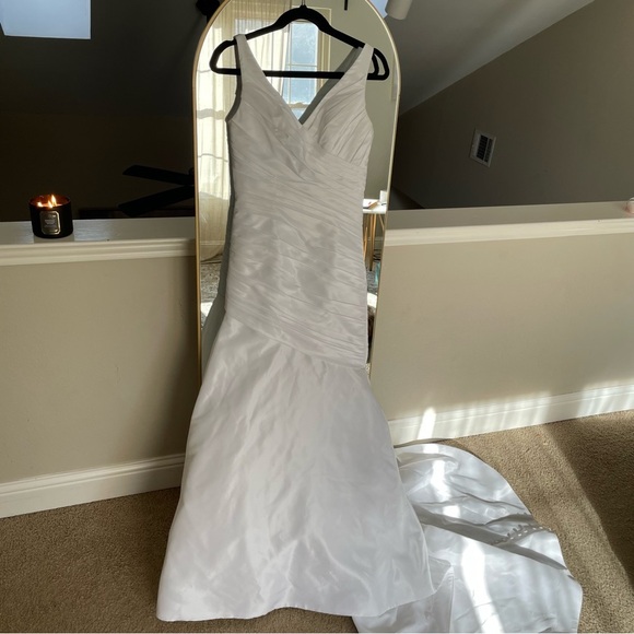 Mori Lee Tafetta Gathered Waist Fit and Flare Wedding Gown size 8- Fits … - Picture 3 of 11